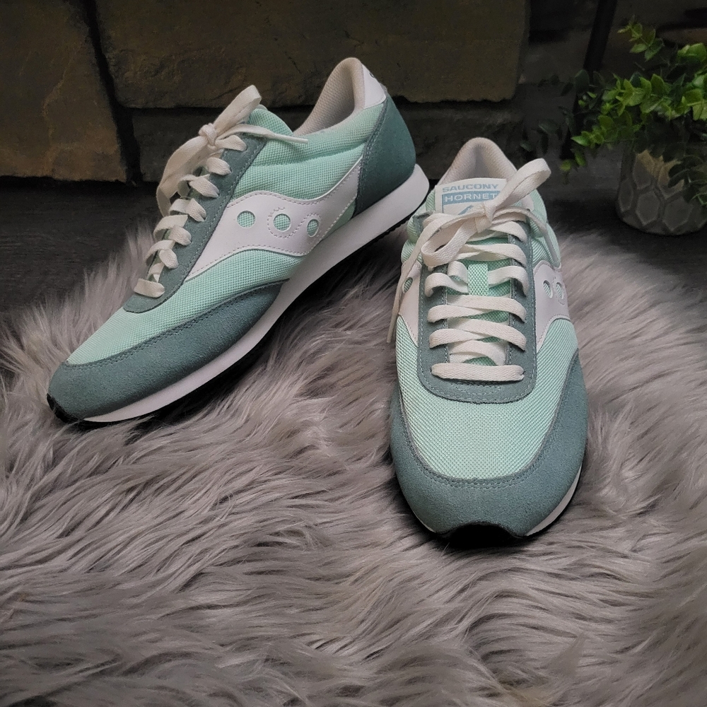 Saucony Women's Hornet Sneaker Size 11 - Picture 4 of 11